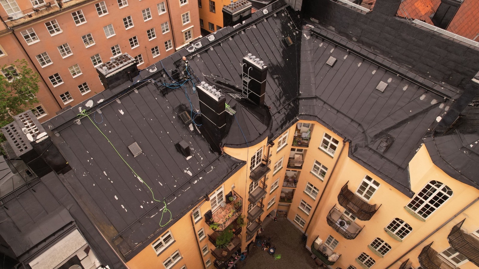 Före takmålning på stadstak